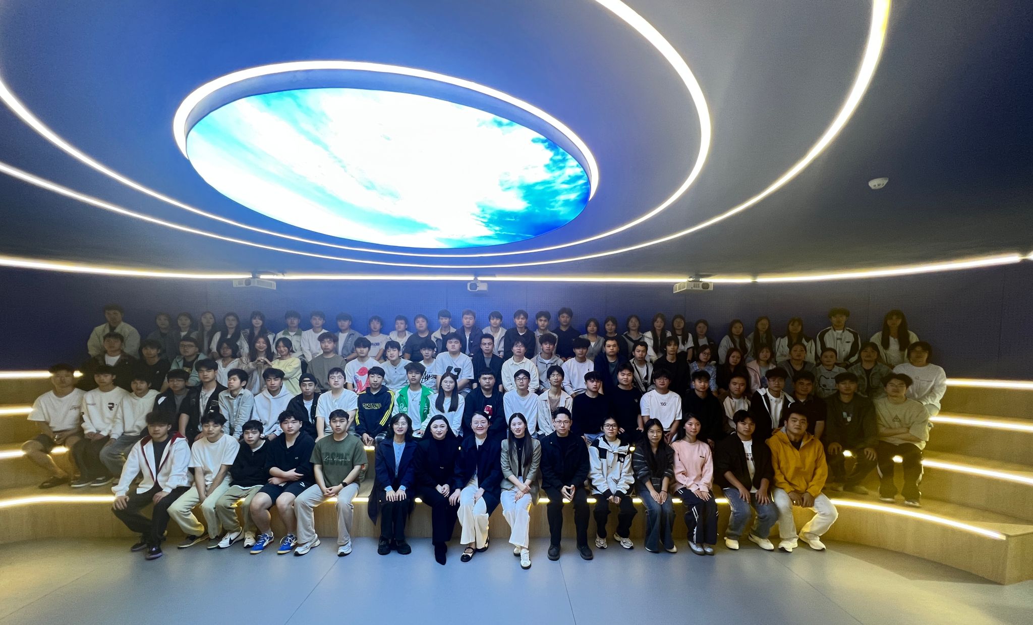 汲取阳明心学智慧 照亮匠心前行之路——“经典润匠心·诵读铸忠魂”第二期诵读活动举行